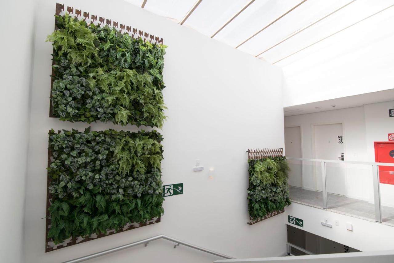 Hotel H2 Congonhas コンゴーニャス エクステリア 写真 Living wall